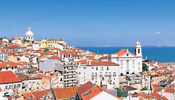Lissabon: Blick über die Alfama
